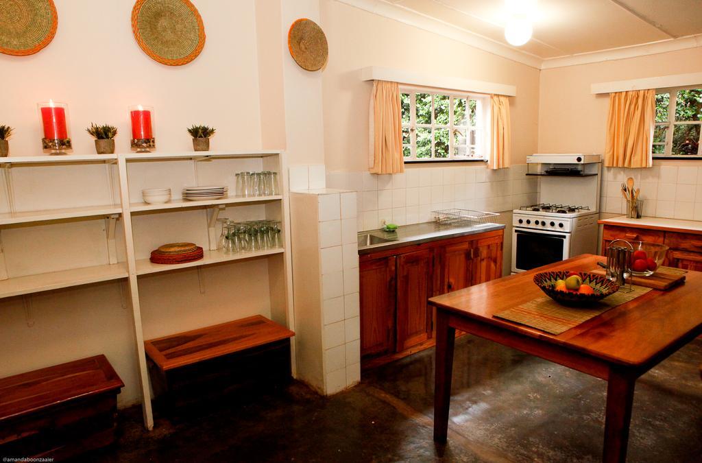 Down Gran'S Self-Catering Cottage Lobamba Екстериор снимка